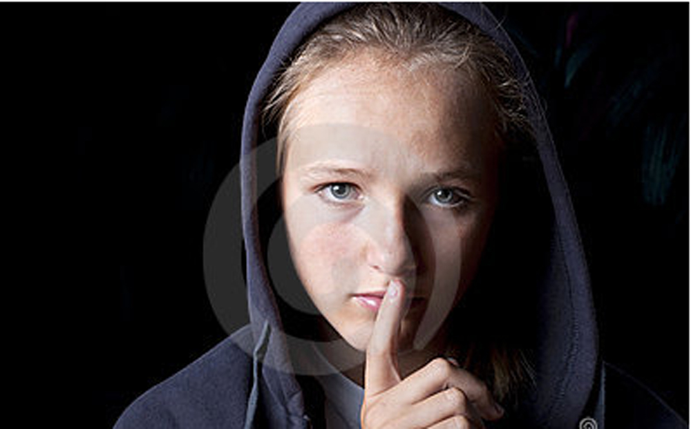 scared girl_2